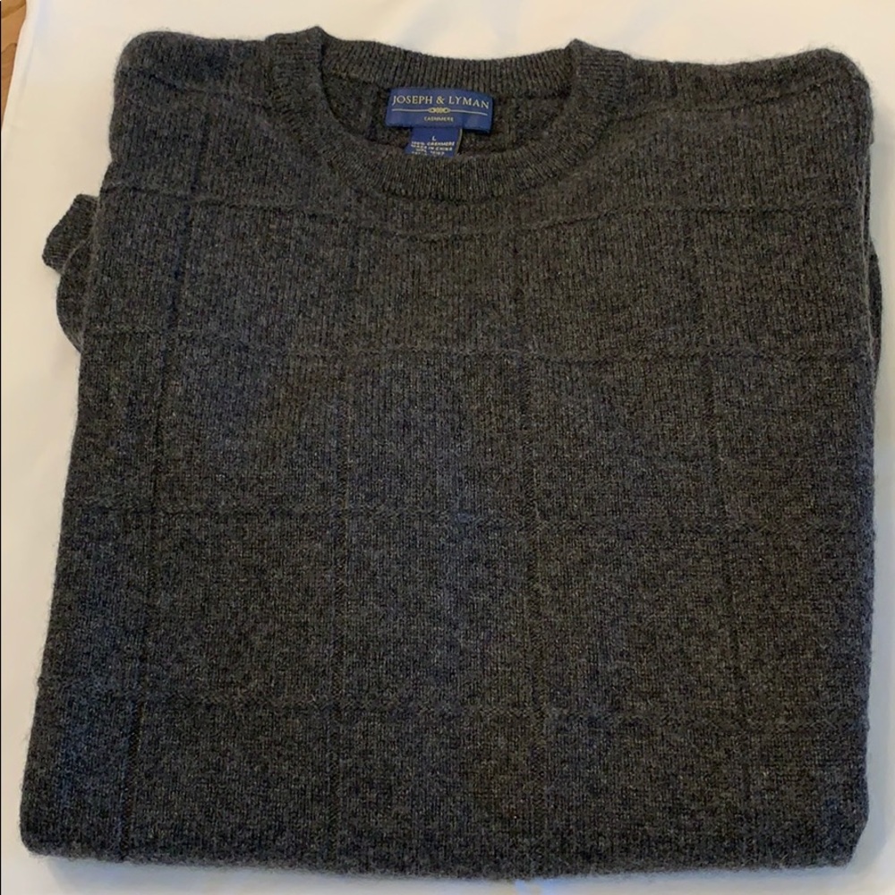 Joseph & Lyman grey cashmere. Lge.Great condition